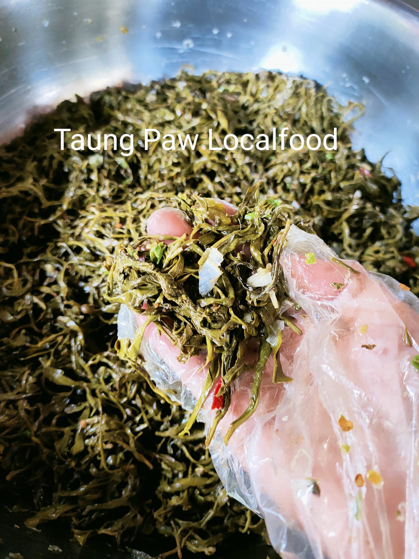 တောင်ပေါ် Local Food လက်ဖက်ညွန့်ချဉ်စပ်နှပ် (320g)