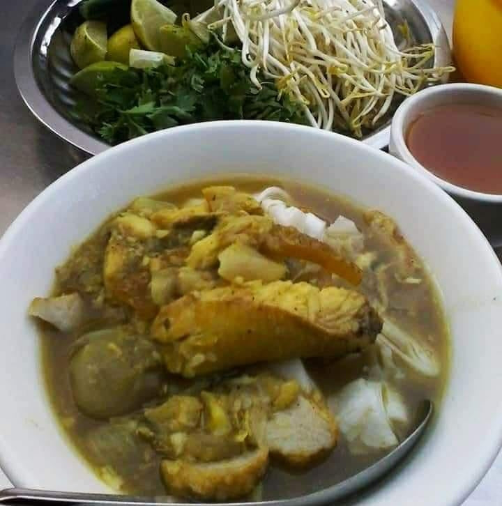 ပွားလေး ပုသိမ်မုန့်ဟင်းခါး