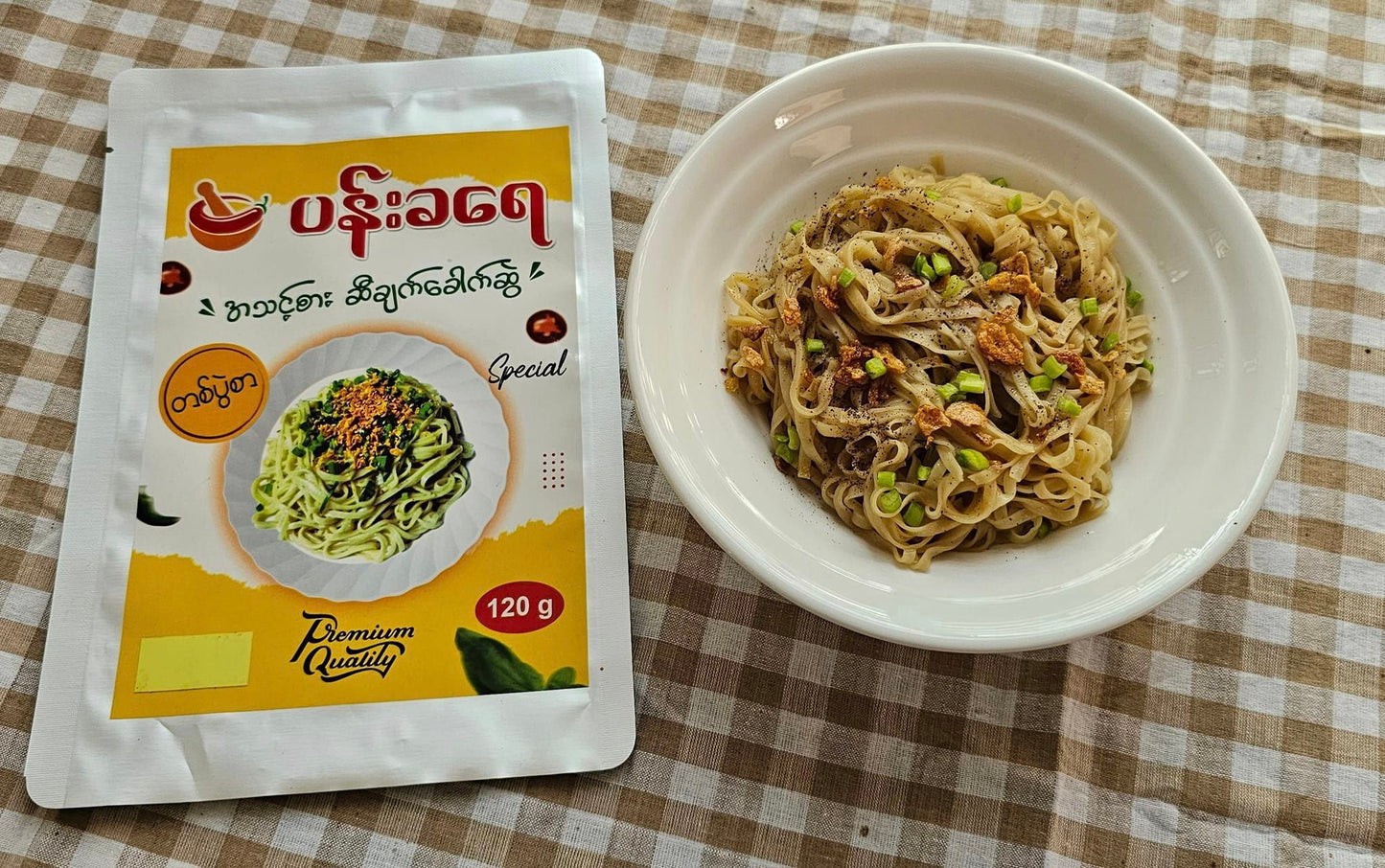 ပန်းခရေ အသင့်စား ဆီချက်ခေါက်ဆွဲ (တပွဲစာ)