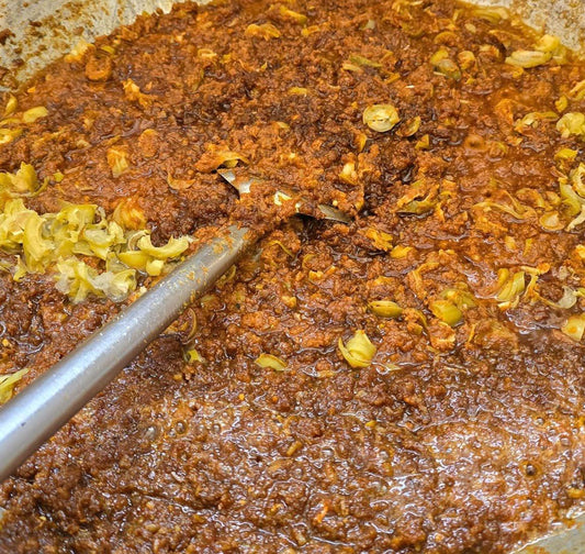 ပန်းခရေ မရမ်းသီးငါးပိချက် (အစိုကြော်) (160g)