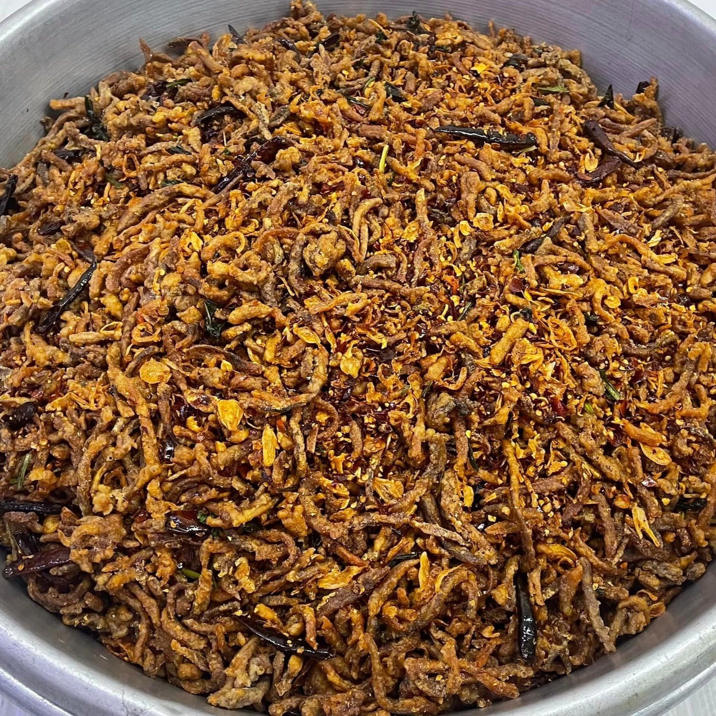 ရွှေမိုးသဲ ငါးရှဉ့်ခြောက်စပ်ကြော် (200g)