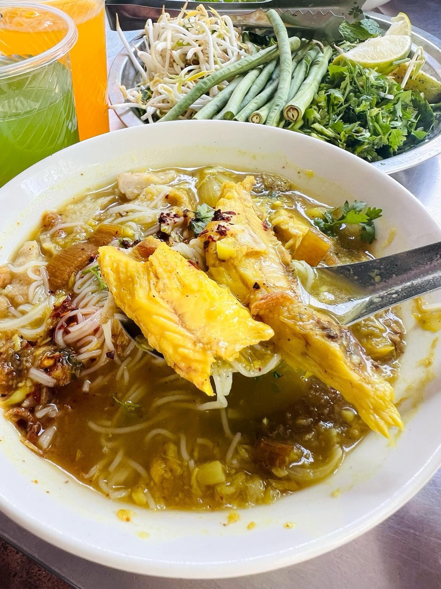 ပွားလေး ပုသိမ်မုန့်ဟင်းခါး